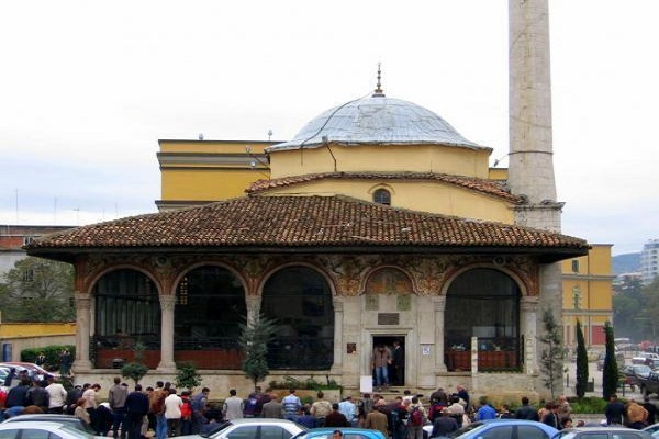أقدم المساجد في أوروبا.. تحف معمارية تأبي الزوال