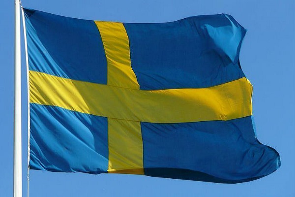 İsveçin bu şəhərində səsucaldanla beş vaxt azan oxumağa icazə verildi