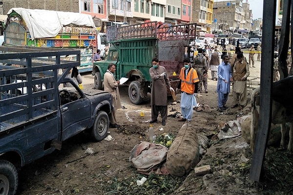 Pakistanda bazarda partlayış: 14 nəfər həyatını itirdi