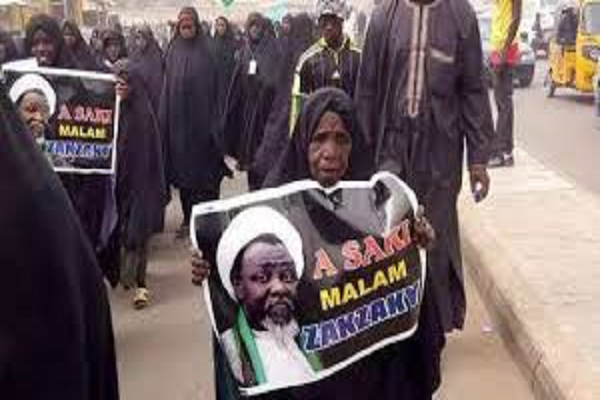 Nigerian Shiites Visit Churches, Advocate Peaceful Coexistence