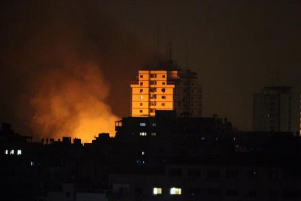 Zionist Regime Warplanes Attack Hamas Base