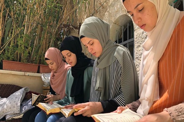 Palestinian Quadruplets Memorize Entire Quran