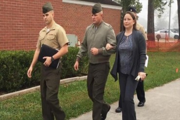 Instructor de Marina de EEUU es condenado por abuso a musulmanes