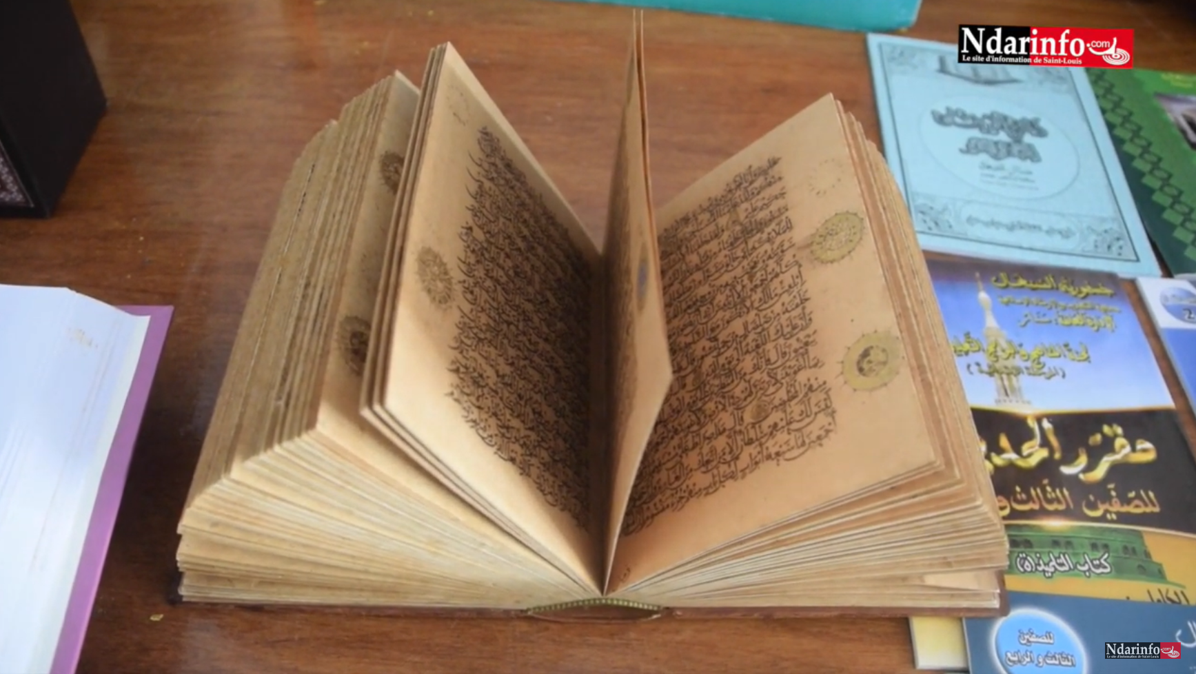 Sénégal : le Coran manuscrit de Serigne Samba Diagne exposé