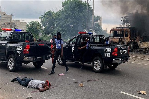I manifestanti chiedono il rilascio di Zakzaky, almeno sei uccisi dalle forze nigeriane