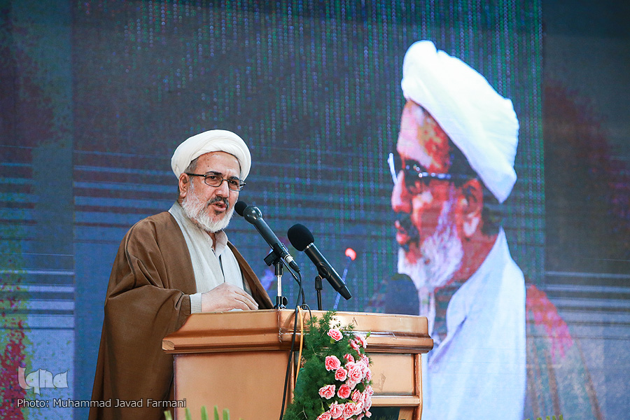 Tahran'da 27. Uluslararası Kur'an-ı Kerim Fuarı