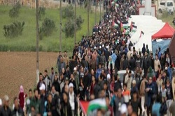 巴勒斯坦人继续举行回归权示威活动致力于完全打破封锁